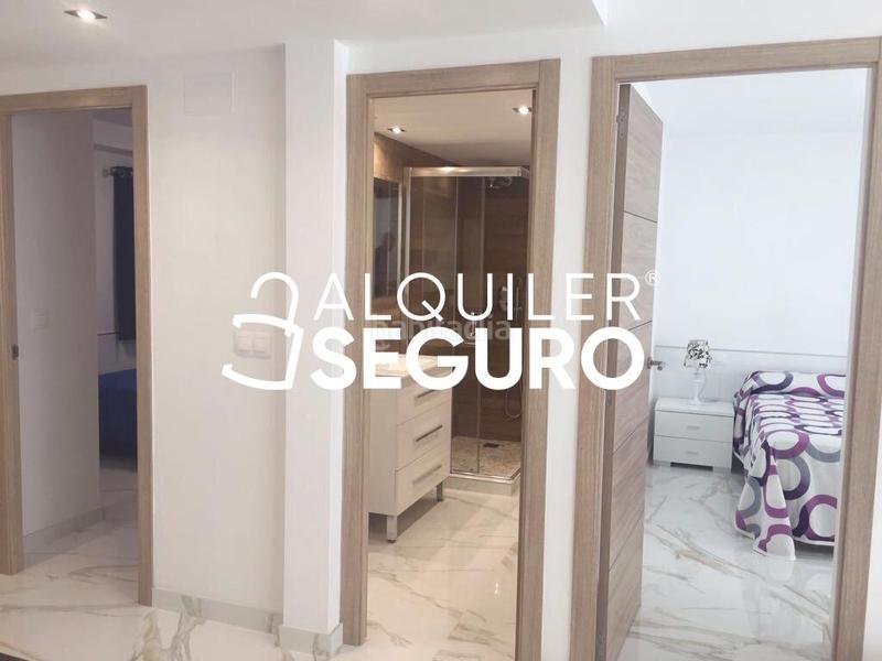 Foto ade91331-a088-4385-bd88-d77b5caa6d87. Alquiler piso  av. madrid en Playa Levante Benidorm