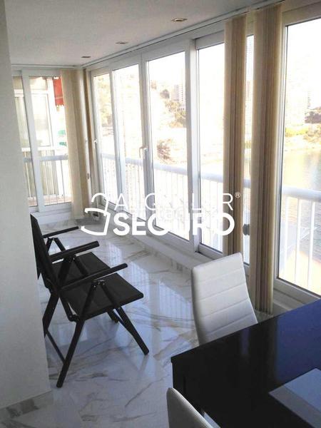 Foto 02bc1d29-5c8c-425f-9aba-b039c16d3e39. Location appartement avec parking piscine dans Playa Levante Benidorm