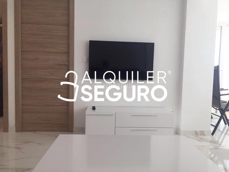 Foto 7be18792-a777-47a7-a5be-3b7d5109d82d. Rent flat with parking pool in Playa Levante Benidorm