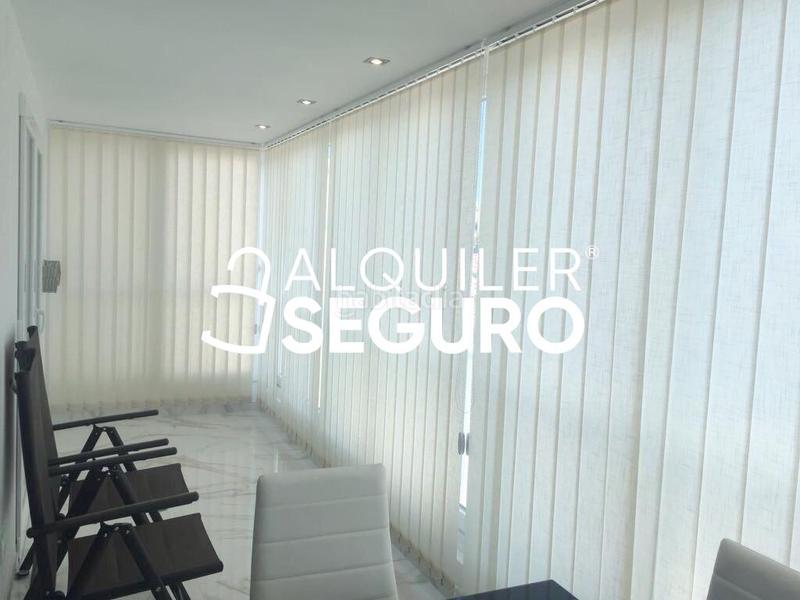 Foto c5682f99-644a-4df0-8b8f-d66fc4347153. Rent flat with parking pool in Playa Levante Benidorm