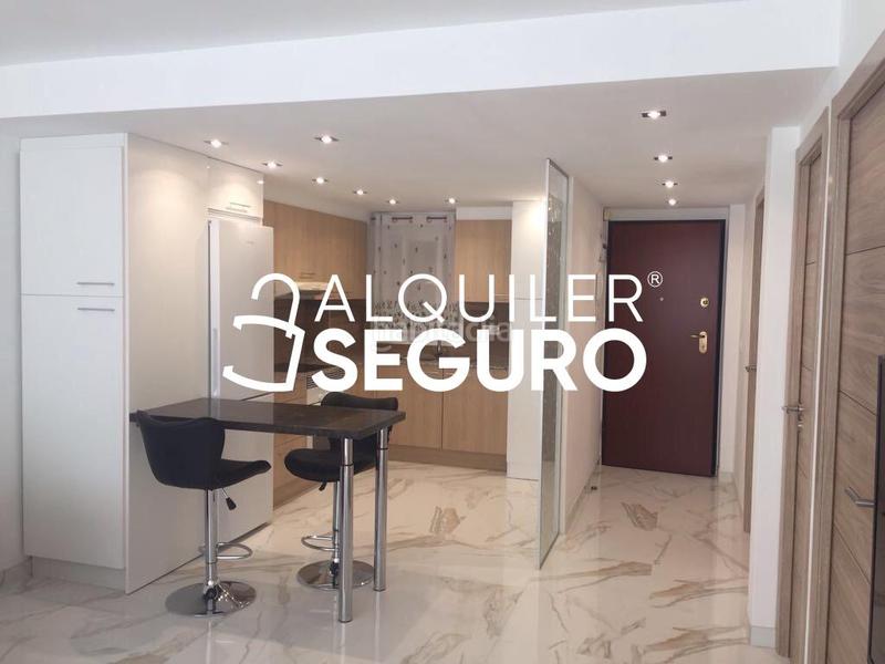 Foto ca50ee3d-91ff-45e8-b2a4-f5829262e86d. Rent flat with parking pool in Playa Levante Benidorm