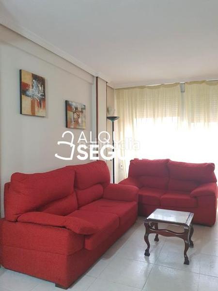 Foto 09ec4a77-6fb5-4c19-891c-cfa3ca9365a1. Rent flat with heating in Juan de la Cierva Getafe