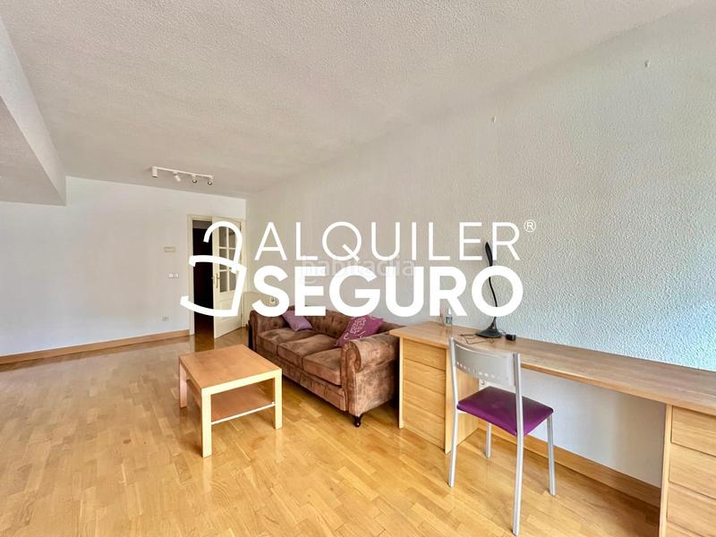 Foto c60bd851-6cad-4b45-9eac-dc2423bfa7ba. Alquiler piso  c de valdetorres de jarama en Pinar del Rey Madrid