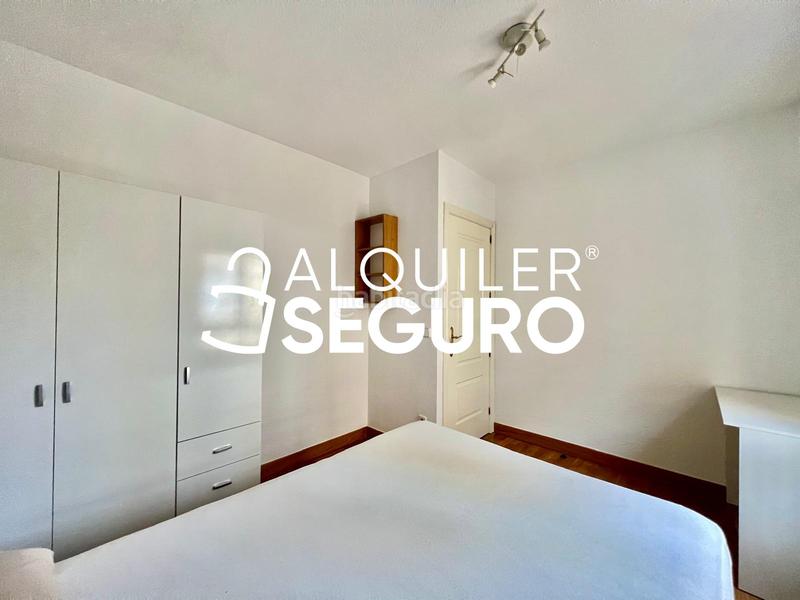 Foto 50936adc-d60b-41a6-8c1d-1ee1386cab94. Rent flat with heating pool in Pinar del Rey Madrid