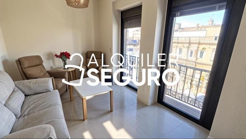 Foto d9f2cc8e-3e61-4f56-8d16-b7539b50e1b7. Rent flat in Alfalfa - Santa Cruz Sevilla