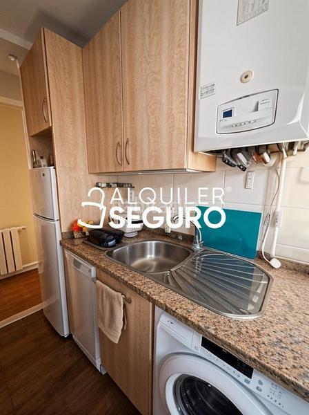 Foto 15fde726-6a4b-42ab-afe8-93d76a111ec2. Affitto appartamento con riscaldamento in Tres Olivos-Valverde Madrid