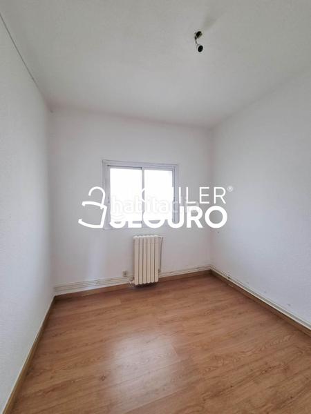 Foto a86d028b-2ef9-4e0b-85a7-a6b1c1d2a6af. Alquiler chalet  c nogal en Collado Mediano