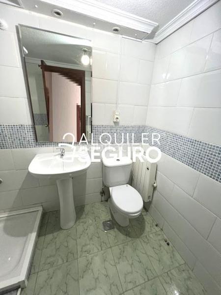 Foto e297b694-3392-499f-a919-9899e64fd94a. Alquiler piso  c huerta de villaver en Villaverde Alto Madrid