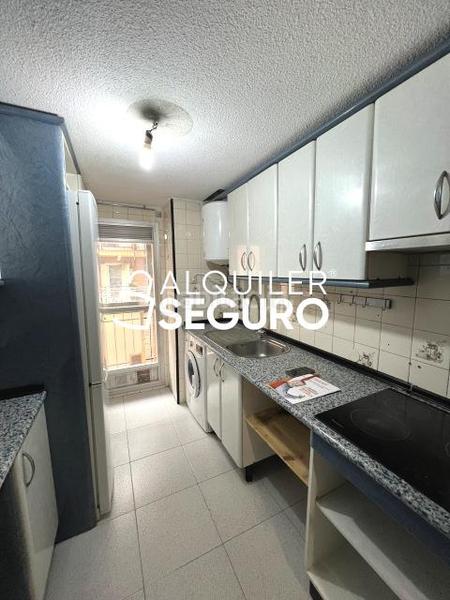 Foto fa526135-73d6-41d3-8a12-187457aaae9f. Alquiler piso  c huerta de villaver en Villaverde Alto Madrid