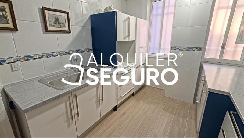 Foto 79f7fa4c-f65f-4463-bfc9-70e042bab068. Rent flat in San Jerónimo - La Bachillera Sevilla