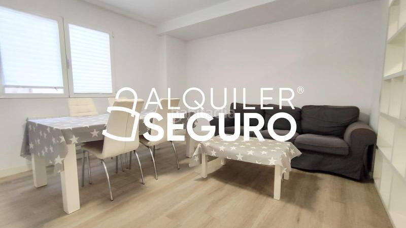 Foto e953fcaa-09da-4e0e-bd75-2753ac14d0c1. Location appartement avec chauffage parking dans El Pilar Valencia