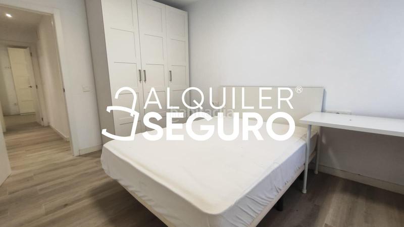 Foto 60c2396d-5a68-4929-9504-39d0a947ff45. Rent flat with heating parking in El Pilar Valencia