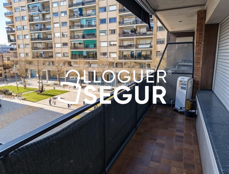 Foto 067839bc-8016-4955-b2ef-cd6160ef65be. Rent flat in Les Torres Rubí