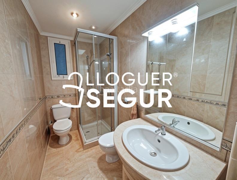 Foto 2939fae5-5454-45f3-93e2-e834f1ef62e3. Rent flat in Les Torres Rubí