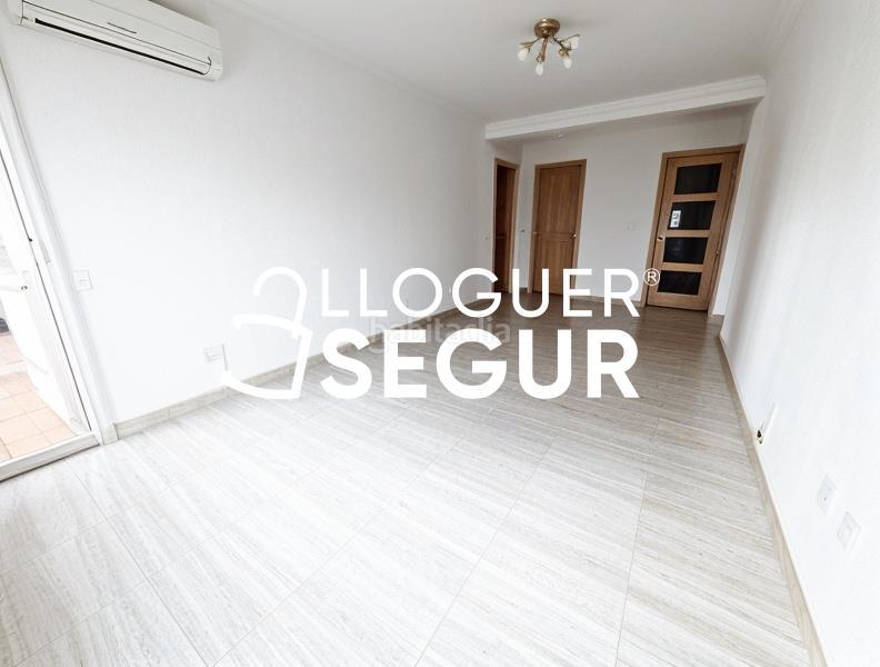 Foto 588d951f-07ed-4d12-b089-6504620ebfb8. Rent flat in Les Torres Rubí