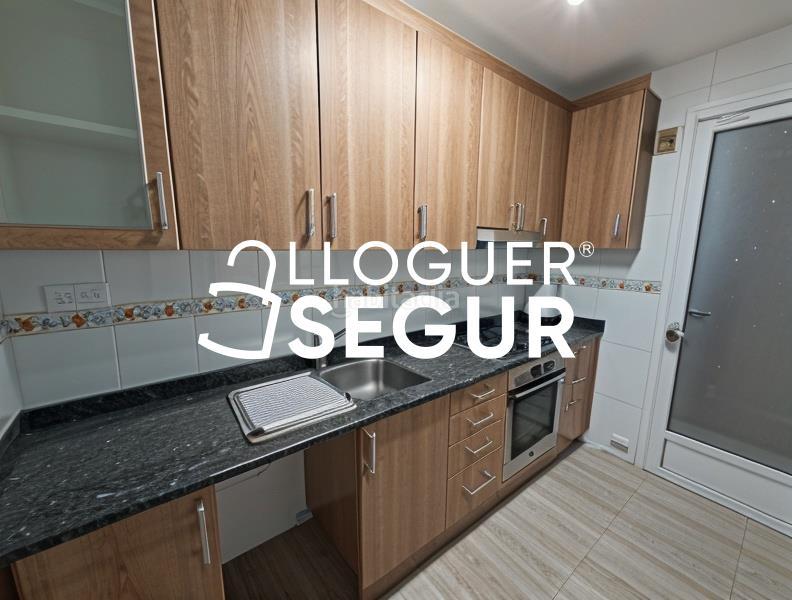 Foto 7ffa8d49-8c77-49eb-94ad-ae0865e64c74. Rent flat in Les Torres Rubí