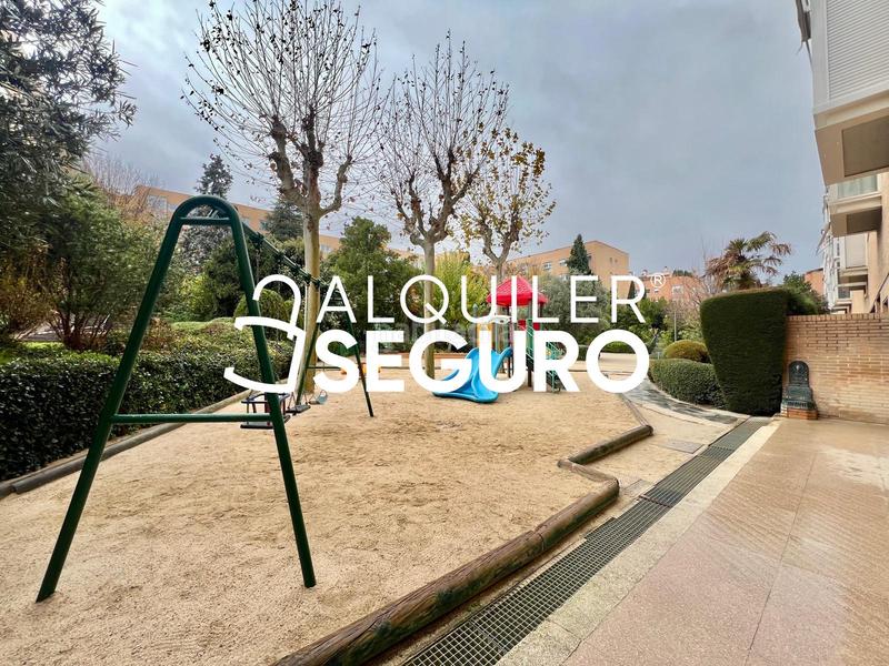 Foto ce6bbfa1-d501-4553-ad31-375122aa2e4d. Alquiler piso  av. de machupichu en Canillas Madrid