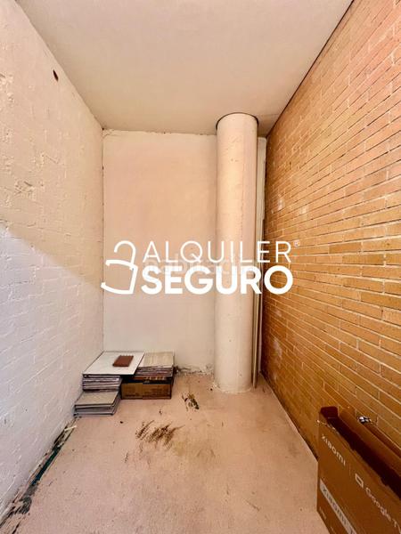 Foto 57a6ea4d-93cc-4634-972f-81a2f7bf49e2. Location appartement avec piscine dans Canillas Madrid