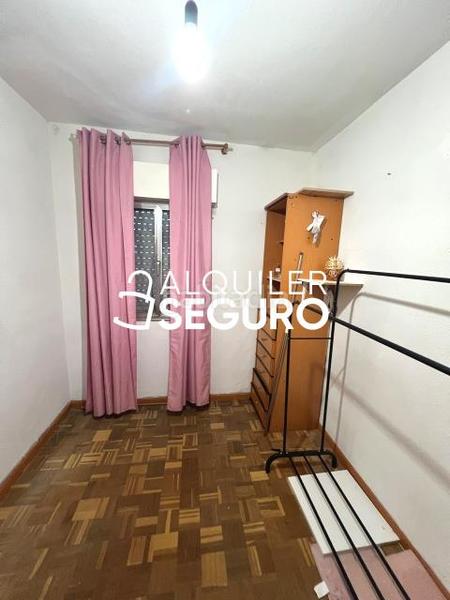 Foto cb48d6b8-88f4-44a9-a868-1e786687b36e. Lloguer pis amb calefacció a San Cristóbal Madrid