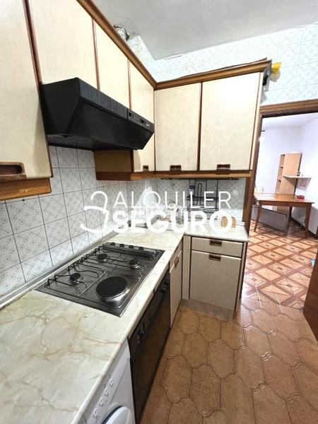 Foto 05217b13-6191-41fb-8979-dcf9792ae684. Location appartement avec chauffage dans San Cristóbal Madrid