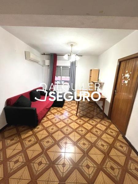 Foto 33e17dd8-4ecf-4a42-bcca-7a2540fd05a7. Rent flat with heating in San Cristóbal Madrid