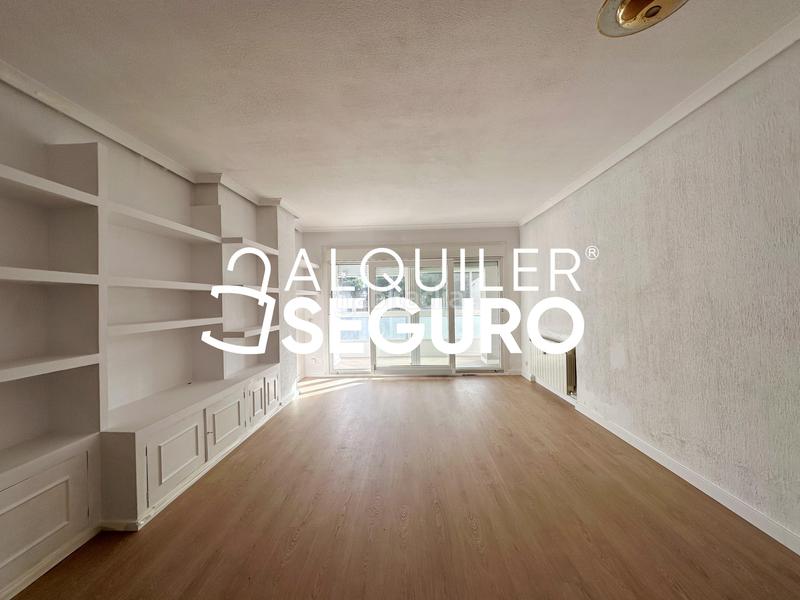 Foto 065e629a-5a35-4980-b80f-d7fe03d2eec5. Affitto appartamento con riscaldamento parcheggio piscina in Majadahonda