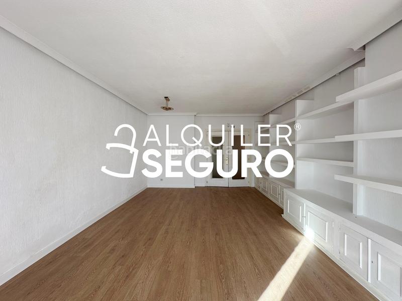 Foto 174cc68b-2881-4d6d-9442-8a5a5c968b14. Affitto appartamento con riscaldamento parcheggio piscina in Majadahonda