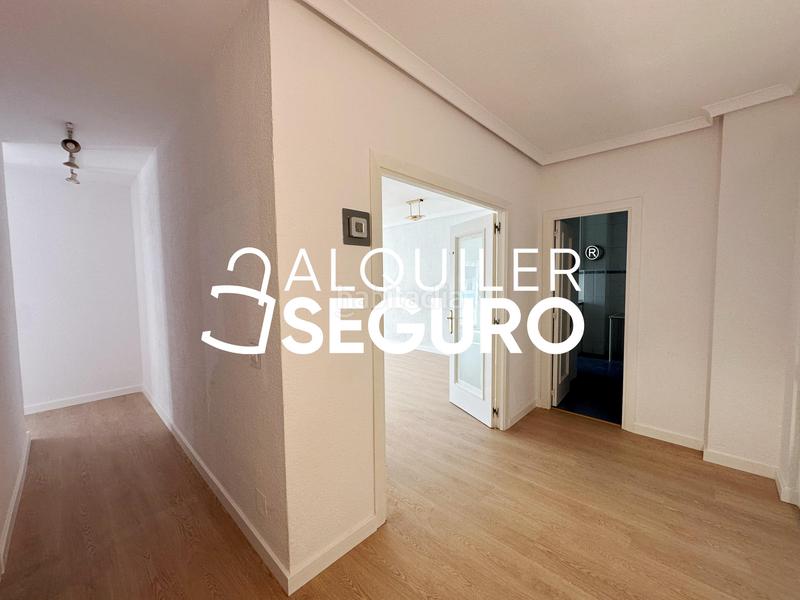 Foto 89c78bf8-6e4e-494b-a511-e24e1403a8fc. Location appartement avec chauffage parking piscine dans Majadahonda