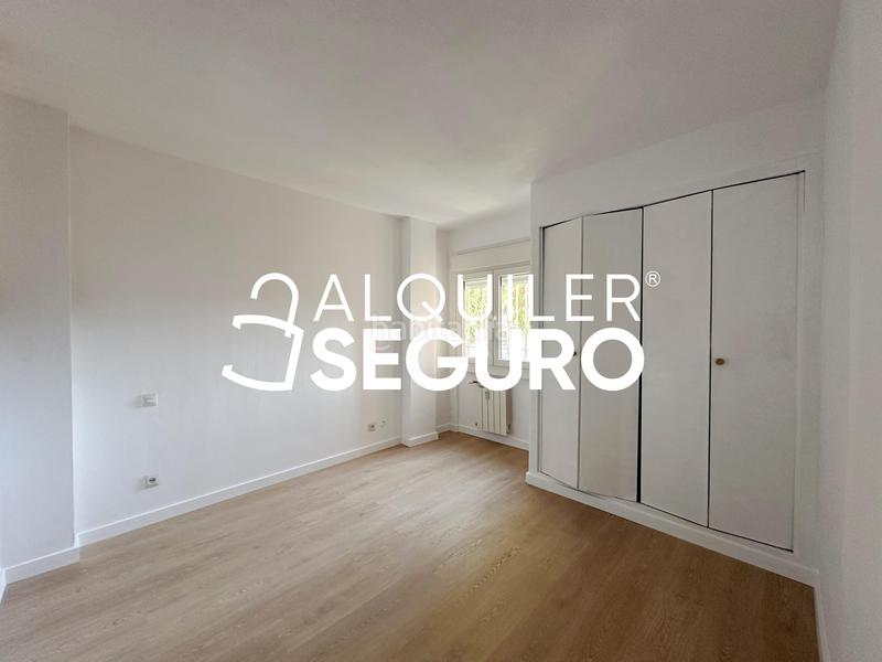 Foto 8abdb354-ae5c-49e4-9771-90d2a7bd39e1. Location appartement avec chauffage parking piscine dans Majadahonda