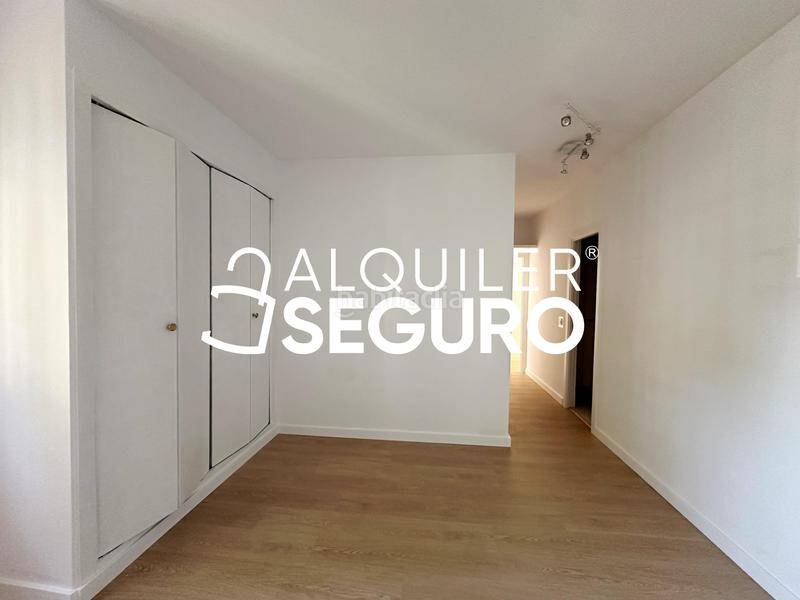 Foto ba46a5aa-ed43-4f51-a40d-33e14754a0ed. Location appartement avec chauffage parking piscine dans Majadahonda