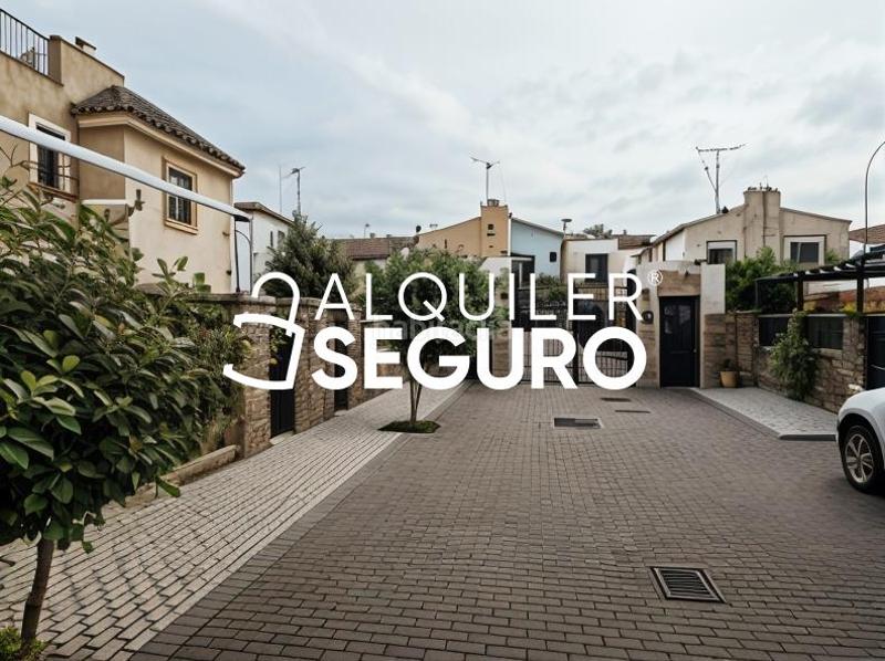 Foto 1c9c2789-5a38-45c8-99ba-5b6f101f5ee2. Alquiler chalet  c huéznar en Vista Azul - Consolación Dos Hermanas