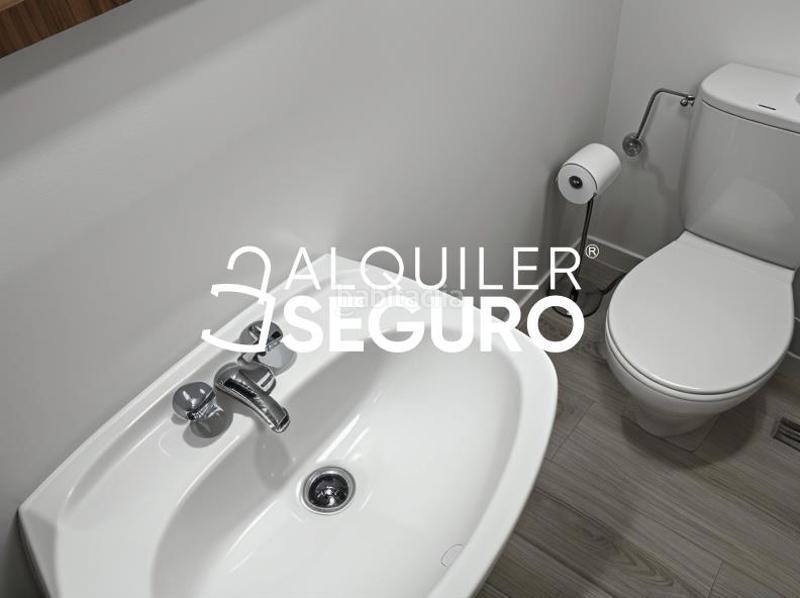 Foto 29472767-e2e2-443a-80ca-e88a97a7efb9. Alquiler chalet  c huéznar en Vista Azul - Consolación Dos Hermanas