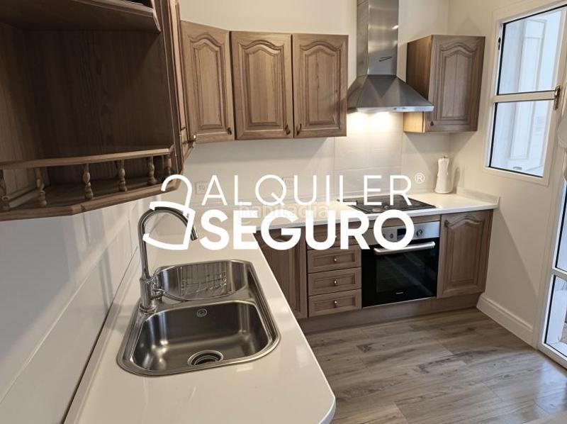 Foto 7b0b0bca-6e35-41c0-9c03-1f5903d8c749. Alquiler chalet  c huéznar en Vista Azul - Consolación Dos Hermanas