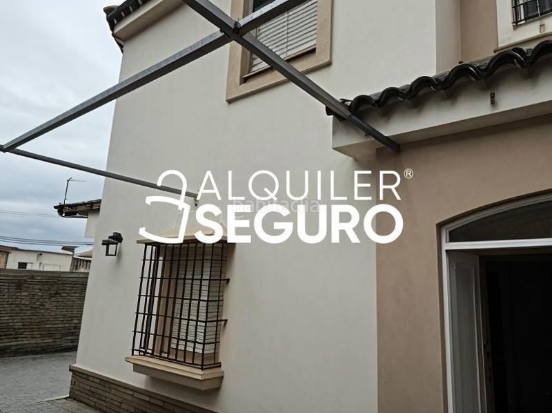 Foto 9059da4c-9060-4402-85ed-206705b6a603. Alquiler chalet  c huéznar en Vista Azul - Consolación Dos Hermanas