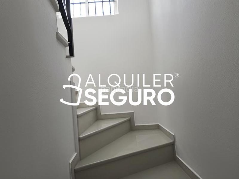 Foto c7175fb4-c086-4ceb-9395-30b95e291bd7. Alquiler chalet  c huéznar en Vista Azul - Consolación Dos Hermanas