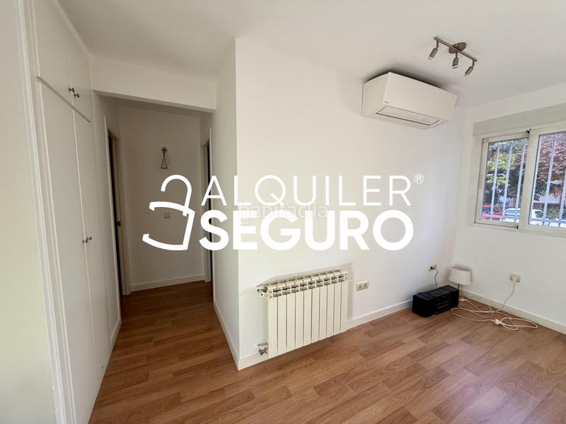 Foto ddd0d21a-8f9c-42bd-a6fe-32c778c0a6ea. Alquiler piso  c Marroquina en Marroquina Madrid