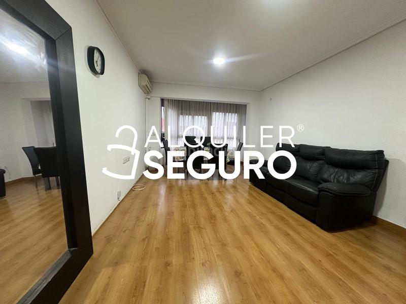 Foto 162346d2-114a-4b47-9359-48dd90cc0694. Affitto appartamento in Aiora Valencia