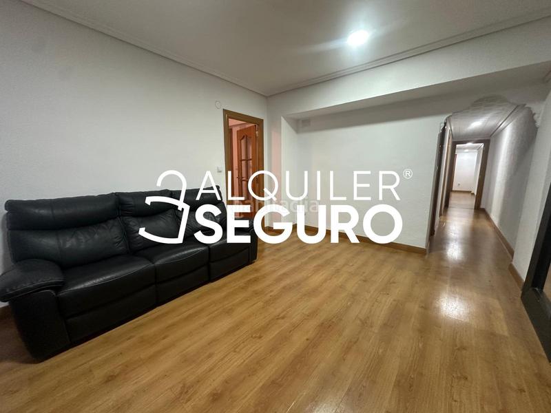 Foto f6fad1b1-0ade-4ce7-acdc-e3db5c414fbb. Lloguer pis a Aiora Valencia