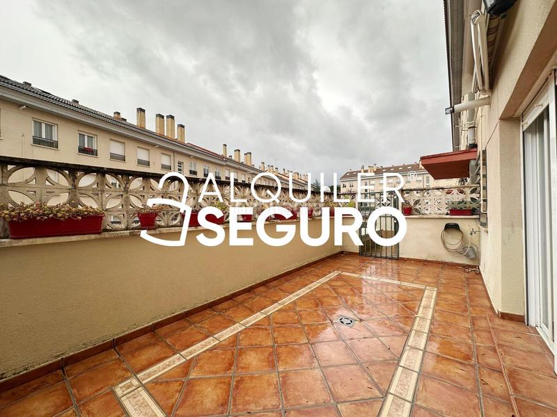 Foto e31e4377-ccfe-4035-a489-47047804b0a3. Lloguer pis amb calefacció aparcament piscina a Molinos (Los)