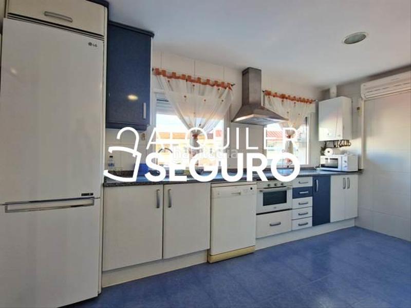 Foto 190a66be-a10f-42ba-b7a6-3f317583f952. Affitto appartamento con riscaldamento in Moscardó Madrid