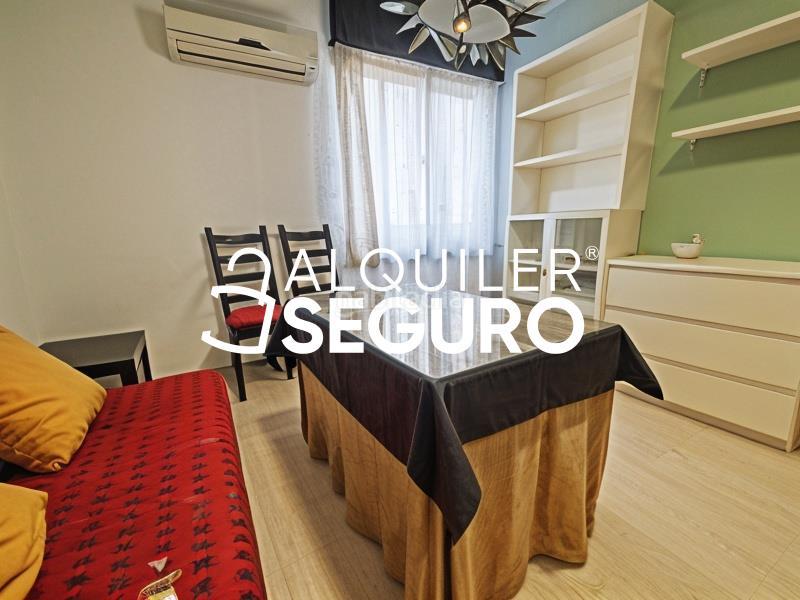 Foto 627624ee-0d15-4e10-a79c-29cb6ae1af5c. Alquiler piso  c grupo los principes en Villegas Sevilla