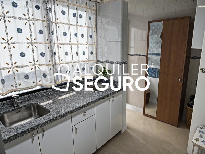 Foto 1310ba3c-d8c2-46ff-9c61-c3fa58b4ae2a. Location appartement dans Villegas Sevilla