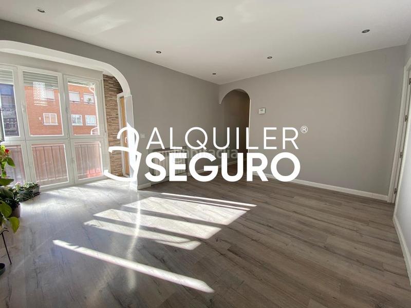 Foto a1ac2b80-90c1-40fa-bbfd-3a29d06b98ba. Miete etagenwohnung mit heizung in Entrevías Madrid