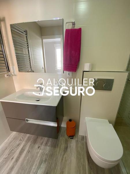 Foto 1310a4ed-e9e8-4195-830d-6d7a5217ad91. Rent flat with heating in Entrevías Madrid