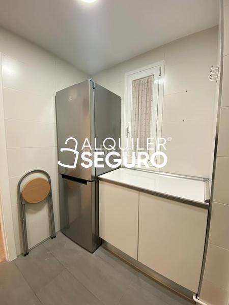 Foto 229f130a-227b-4f28-9538-77a5f579fb2f. Rent flat with heating in Entrevías Madrid