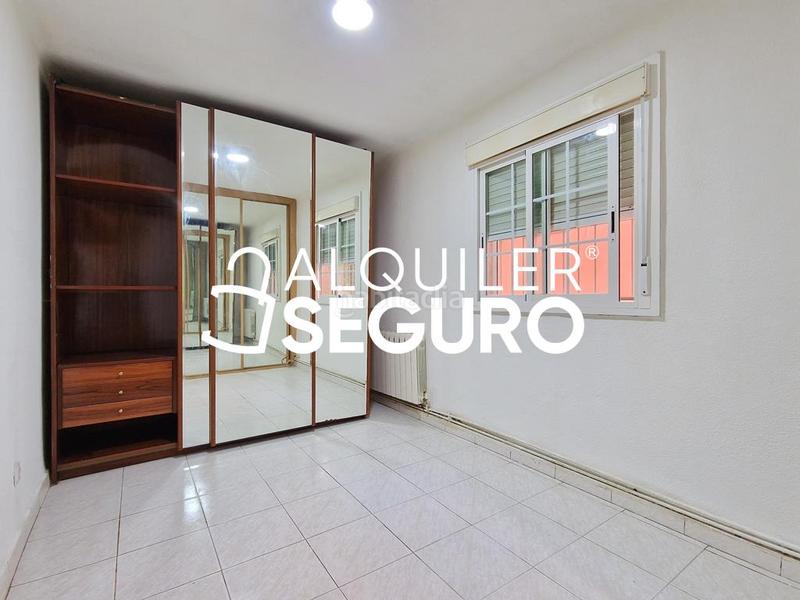 Foto f760de64-4d1f-4d50-985d-2a7ec3c58de9. Alquiler piso  c campo de la paloma en Palomeras Sureste Madrid