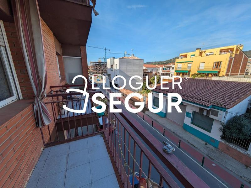 Foto 3925b582-5a93-4662-9f3b-bd9b2614234c. Lloguer pis amb calefacció a Malgrat de Mar