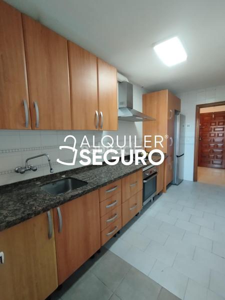 Foto 4bf65613-8563-4567-b6cc-6e1f50c62a99. Rent flat in Centro Mijas