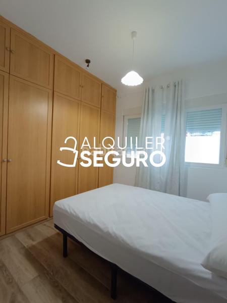 Foto d43992c5-1e3d-4f4a-89c9-7a92b2deaf94. Miete etagenwohnung mit heizung in Los Ángeles Madrid