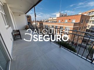 Location Appartement  De clara del rey. Piso c de clara del rey madrid